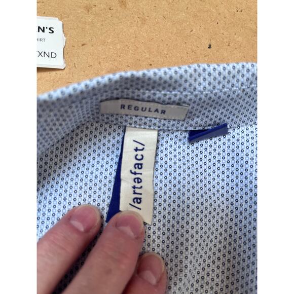 Artefact Men's Large Blue/White Geo Print Long Sleeve Button Down Collared Shirt - Picture 3 of 8